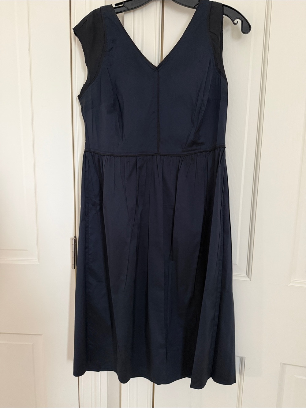 Cotelac V Neck Sleeveless Midi Dress Navy wBlue Box Pleat Back Women’s